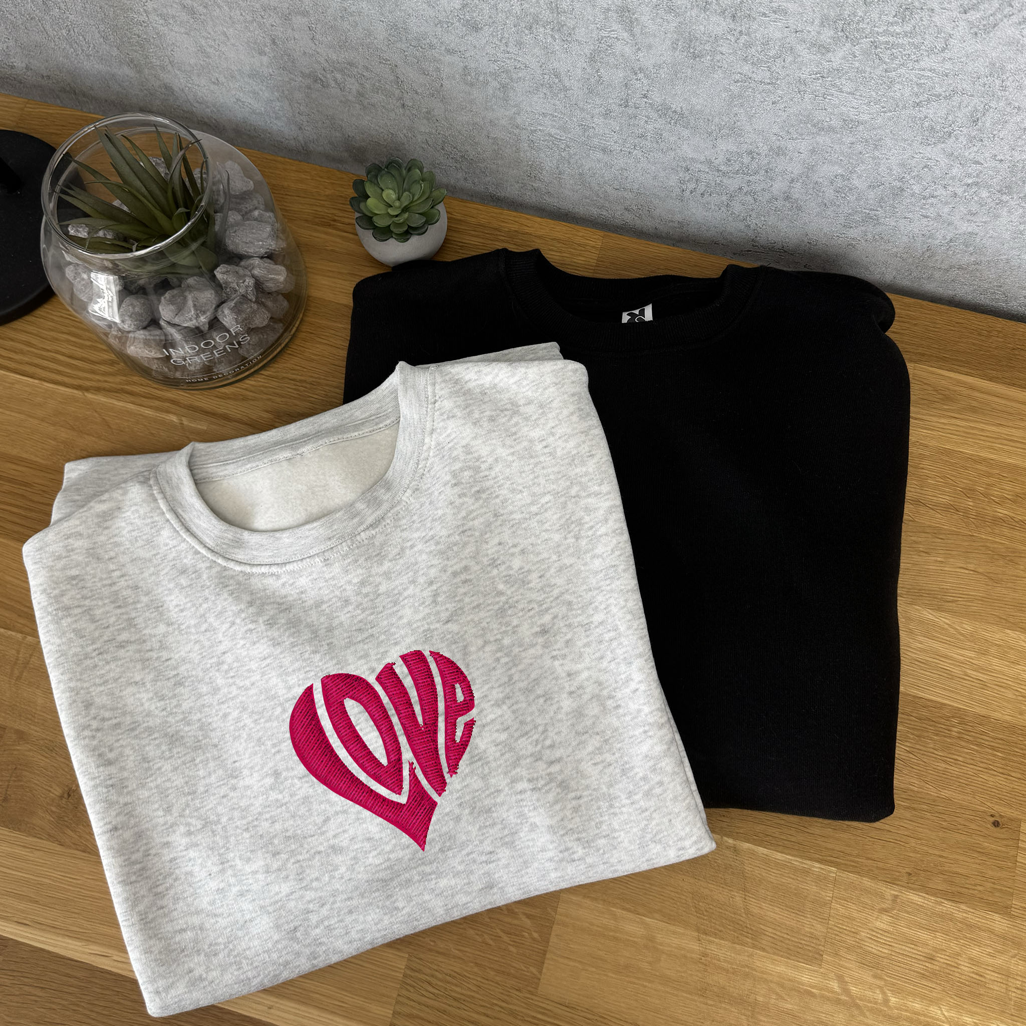 Vyšívaná mikina Love heart