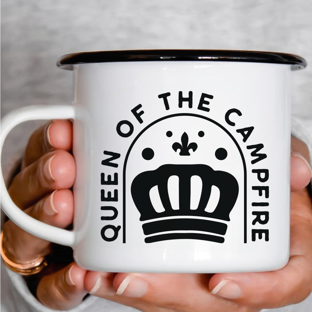 Smaltový plecháček - Queen of the Campfire